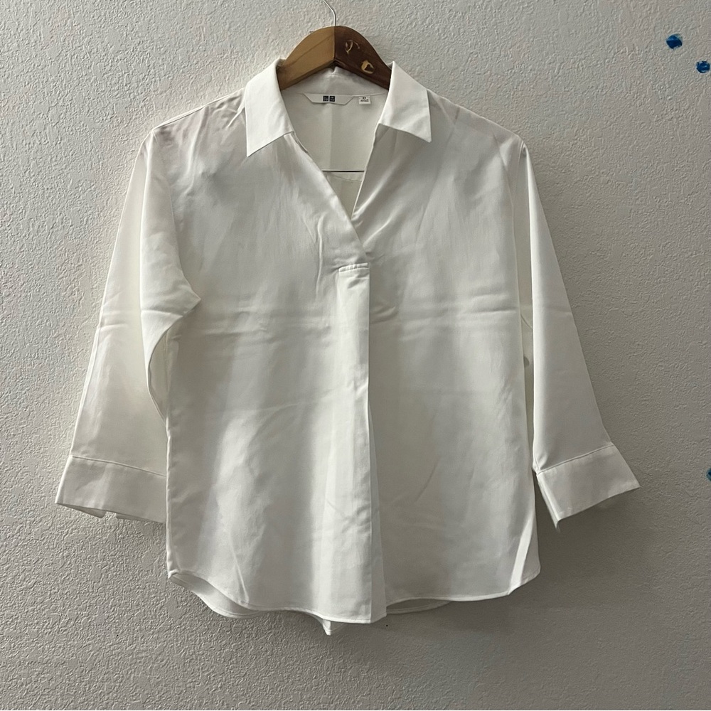 Uniqlo Classic White Shirt